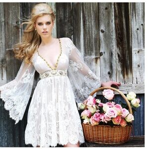 Sherri Hill Style 32260 Ivory/Nude Size 4